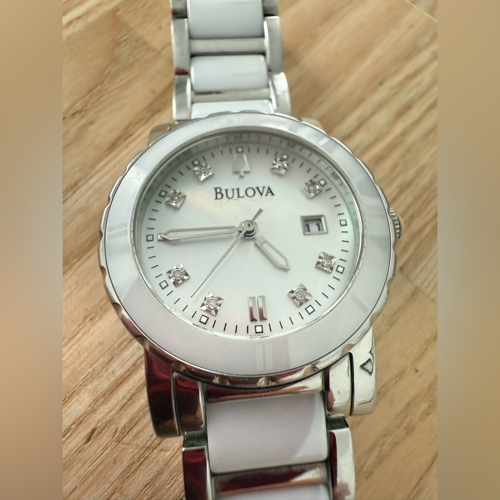 Bulova ladies silver tone white ceramic diamond watch NEW BATTERY